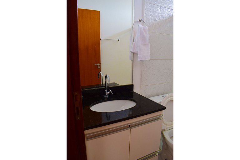 DUQUE1 Apartamento novo, completo e com ótima localização