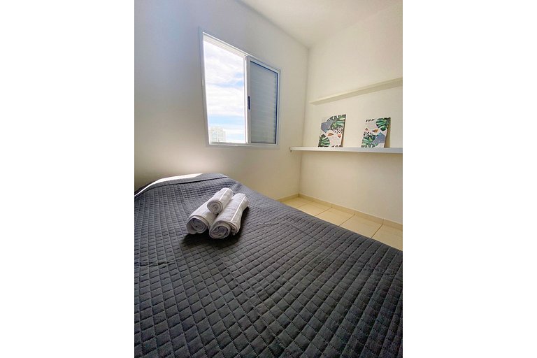 Apt with 2 bedrooms near Rib Shopping. Wifi + AC