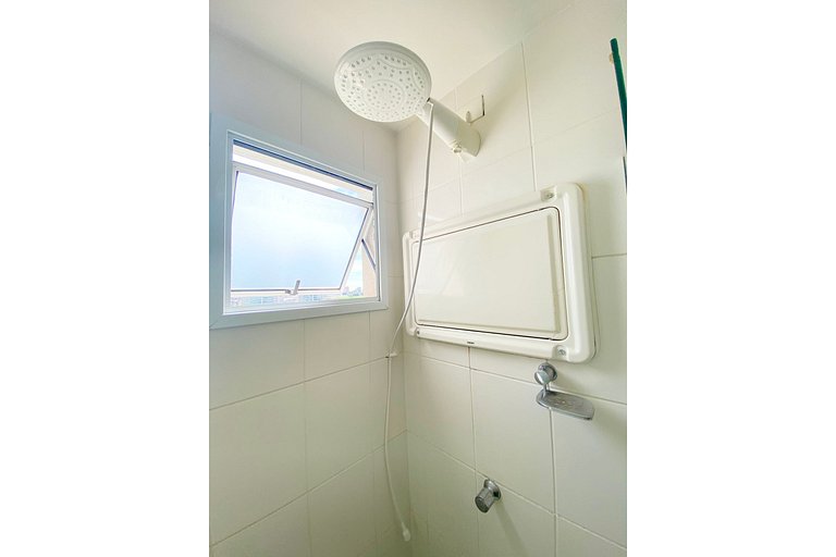 Apt with 2 bedrooms near Rib Shopping. Wifi + AC