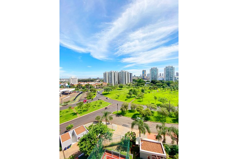Apt with 2 bedrooms near Rib Shopping. Wifi + AC