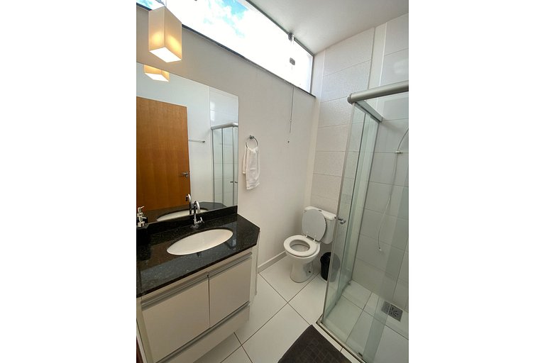 DUQUE3 Apartamento novo, completo e bem localizado.