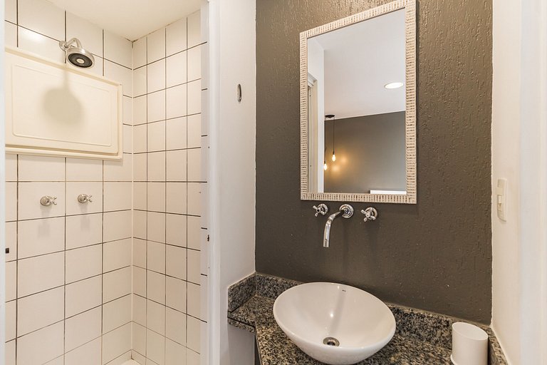 Estudio moderno, nuevo y completo cerca de Av Paulista