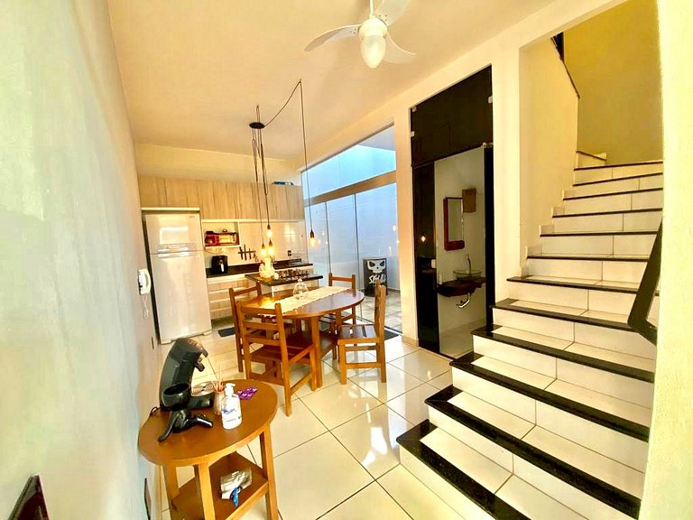 DUQUE4 Apartamento novo, completo e bem localizado.