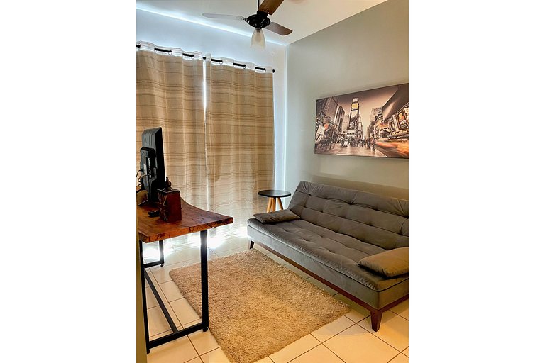 Apt con suite cerca de compras AC + WIFI +Tv SMART