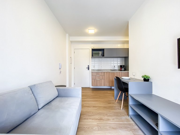 PS101_ Apartamento novo, completo e bem localizado