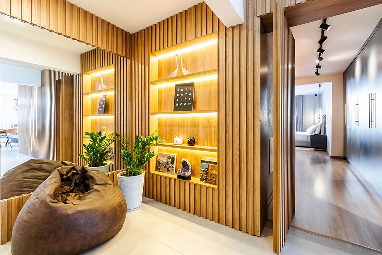 MF78_ Cobertura 300m2, alto padrão bem localizada