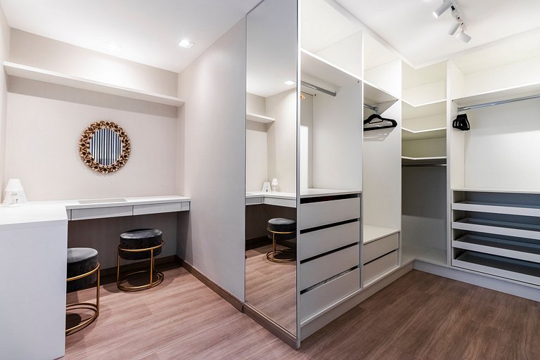 MF78_ Cobertura 300m2, alto padrão bem localizada