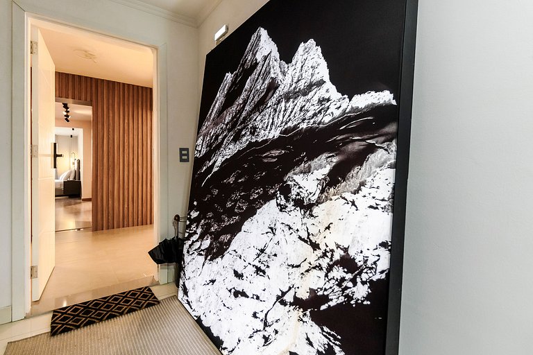 MF78_ Cobertura 300m2, alto padrão bem localizada