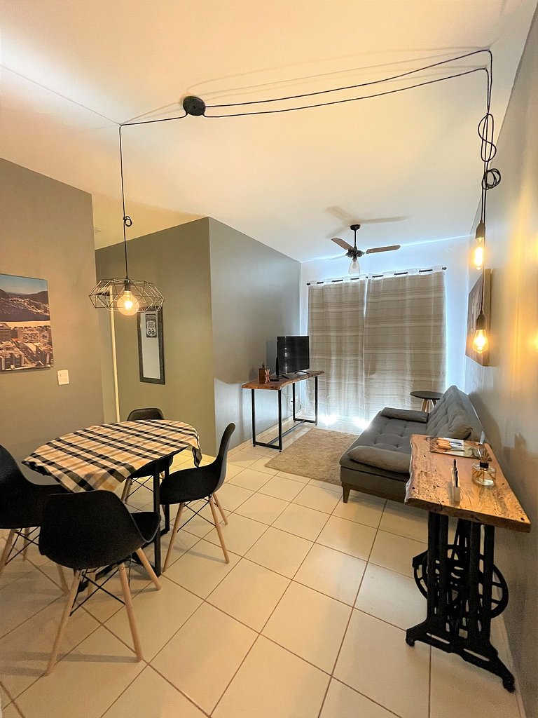 Apt con suite cerca de compras AC + WIFI +Tv SMART