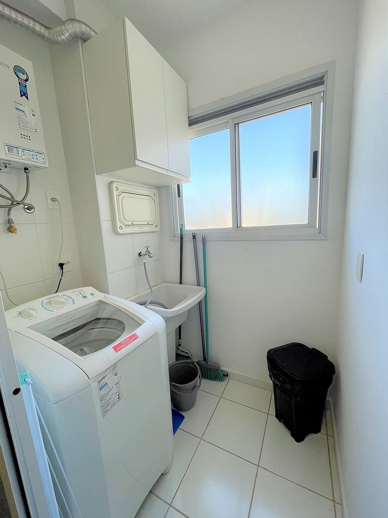 Apt con suite cerca de compras AC + WIFI +Tv SMART