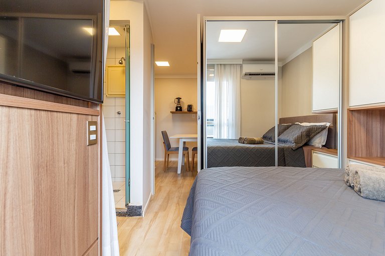 Estudio perfecto cerca de Av Paulista WIFI+A/C+Tv SMART