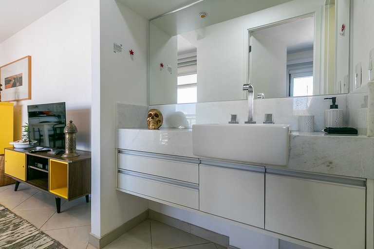 IQ123_Bonito apartamento en edificio moderno con vistas a la