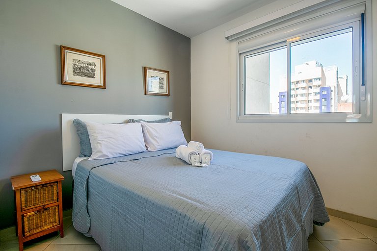 IQ123_Beautiful apartment in Modern Building with City View