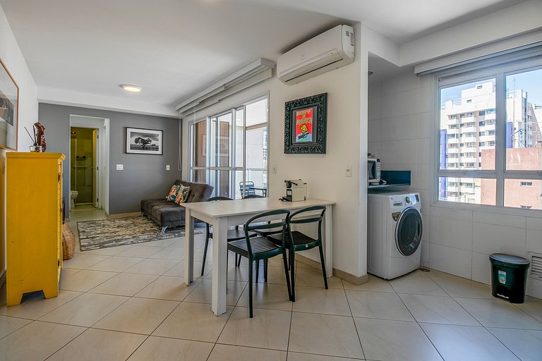 IQ123_Beautiful apartment in Modern Building with City View