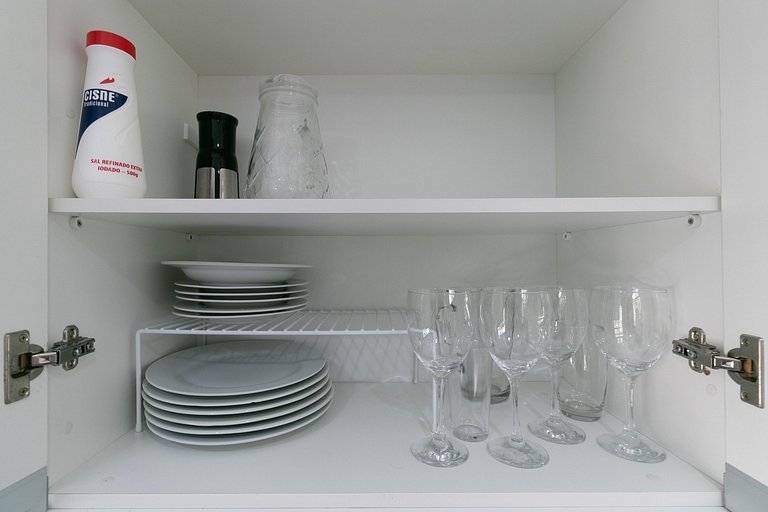 IQ63_Moderno apartamento con balcón