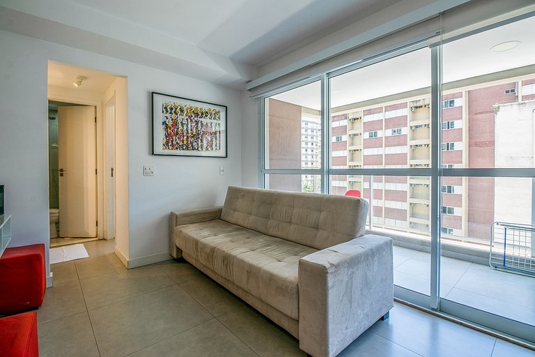 IQ63_Moderno apartamento con balcón