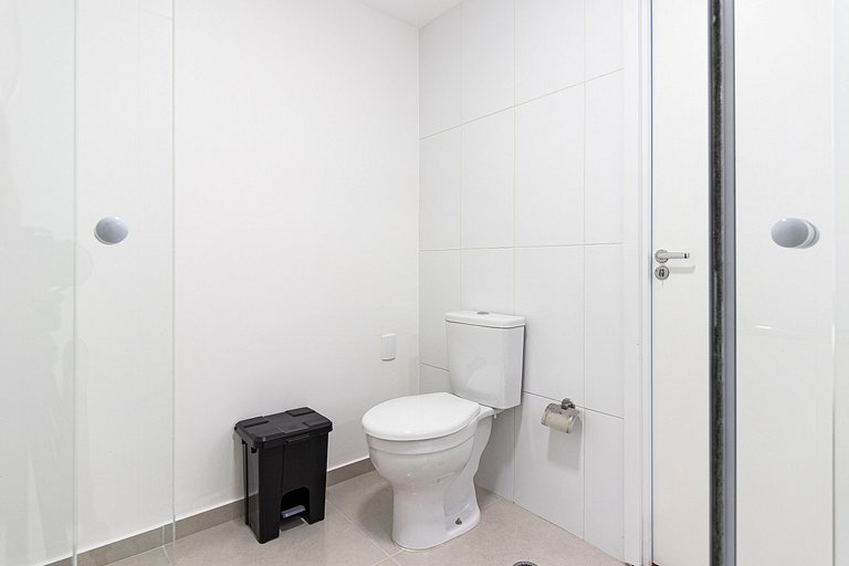 MOPA108_Studio com acessibilidade WIFI+AC+TV Smart