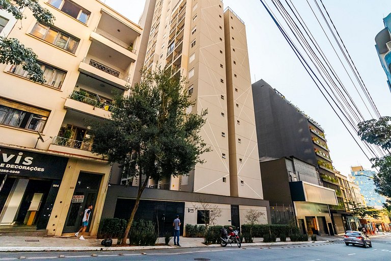 LC911_Apto 1 dorm, completo e bem localizado