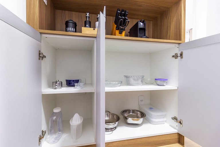 NOI705_ Apartamento novo e completo, em Moema