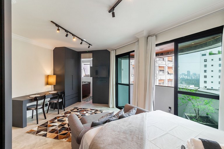 Suíte alto padrão na Cerqueira César WIFI+AC+TV