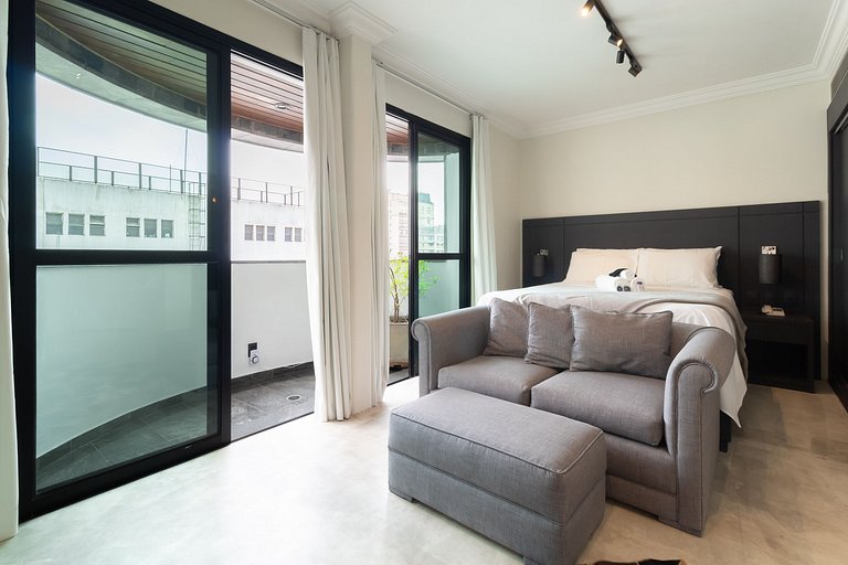 Suíte alto padrão na Cerqueira César WIFI+AC+TV