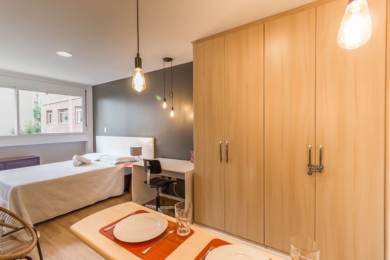 Studio moderno, novo, completo próximo Av Paulista