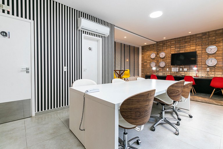 Belo apto C/vaga no coração da Consolação