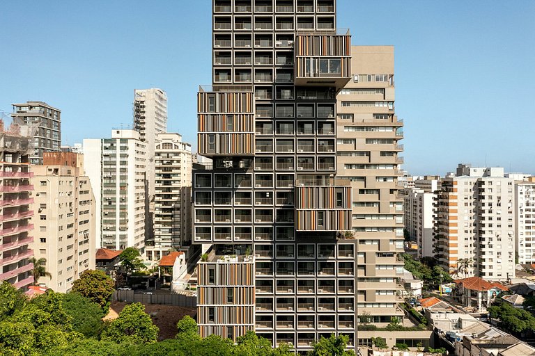 ON602_ Apto novo, moderno e bem localizado