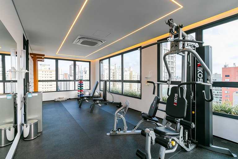Apto. 1 Dorm. no melhor de Moema | 400m do metrô