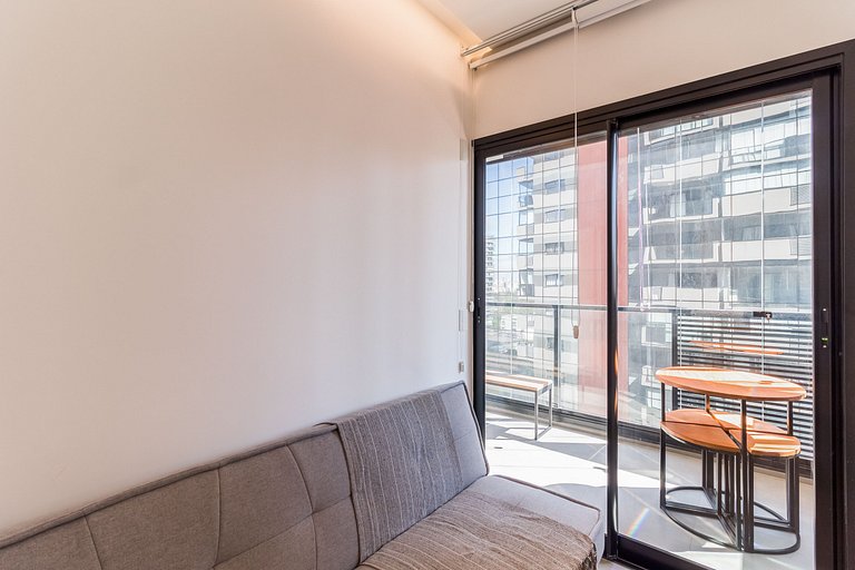 CV1405_High-standard, well-located apartment