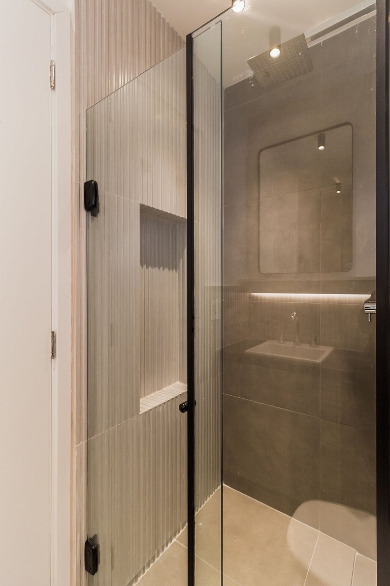CV1405_High-standard, well-located apartment