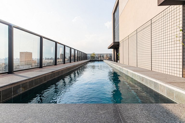 Belo studio C/varanda na Alameda Lorena