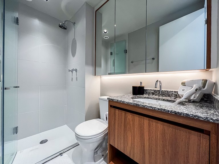 PL1614_Apto elegante, novo, ótima infraestrutura