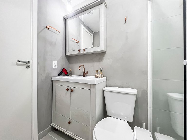 FC1302_Apartamento novo, confortável, em Pinheiros