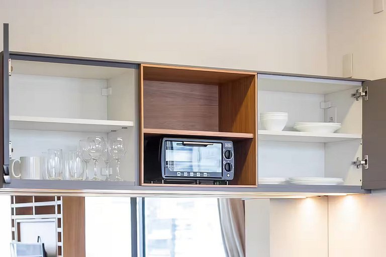 Apto novo, completo Vila Olímpia WIFI+AC+TV Smart