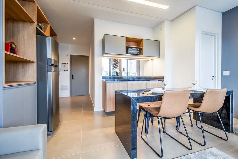 Apartamento completo ao lado da Faria Lima