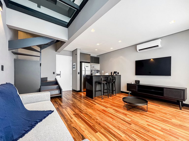 UD1405_Duplex alto padrão, próx Ibirapuera, 1 vaga