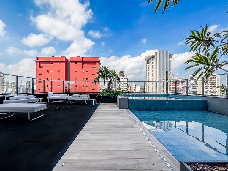 Lindo studio em Pinheiros, a 450m do metrô