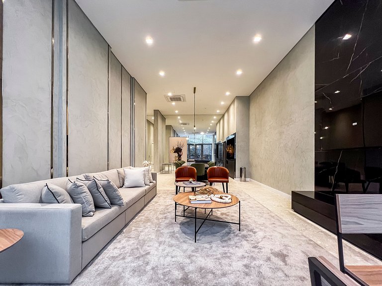 Lindo studio em Pinheiros, a 450m do metrô