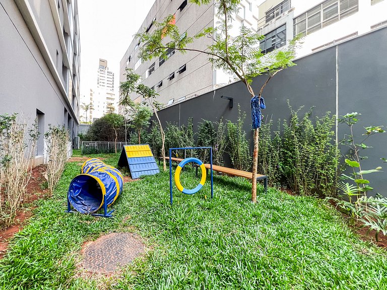 Lindo studio em Pinheiros, a 450m do metrô