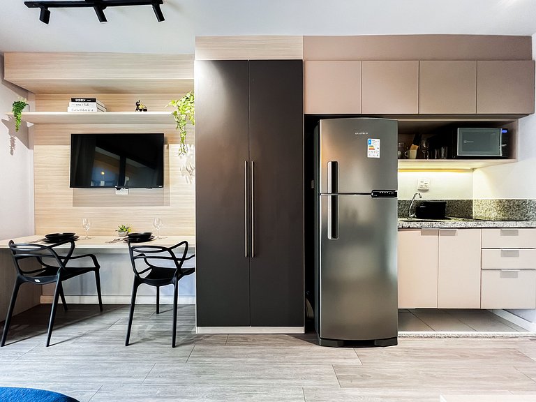 BV405_ Apartamento novo, moderno e bem equipado