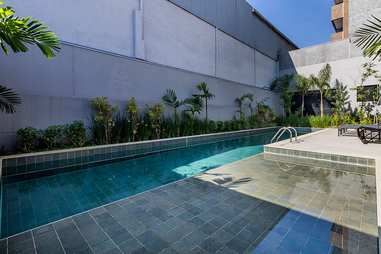 Charmoso apto com varanda no coração de Moema