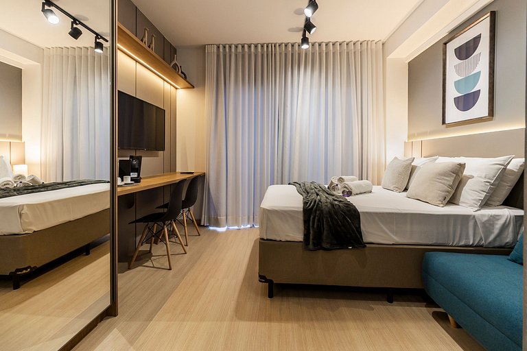 FL804_Apartamento novo ao lado da Faria Lima