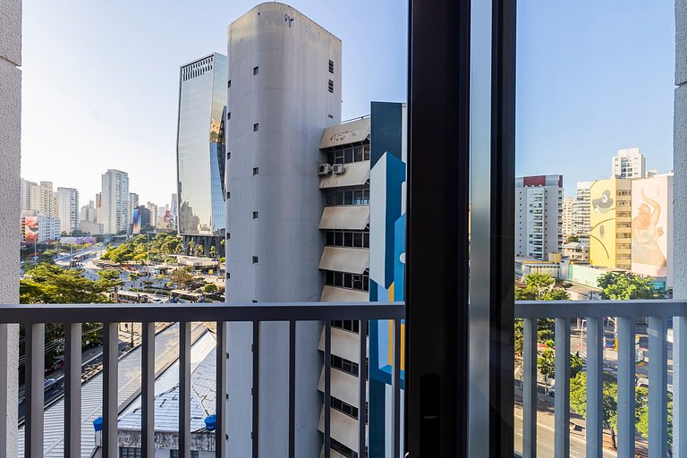 FL804_Apartamento novo ao lado da Faria Lima