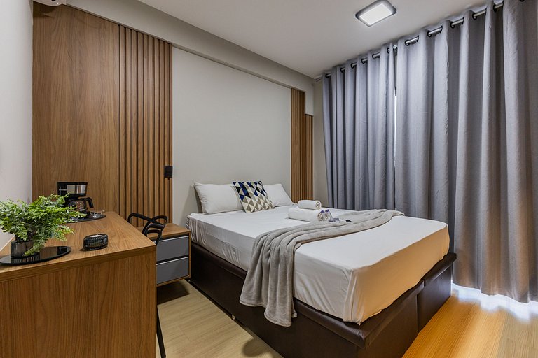 FL506_ Moderno, AC, WiFi, próximo Faria Lima