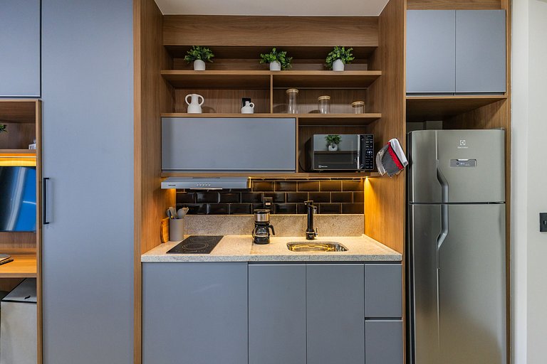 FL506_ Moderno, AC, WiFi, próximo Faria Lima