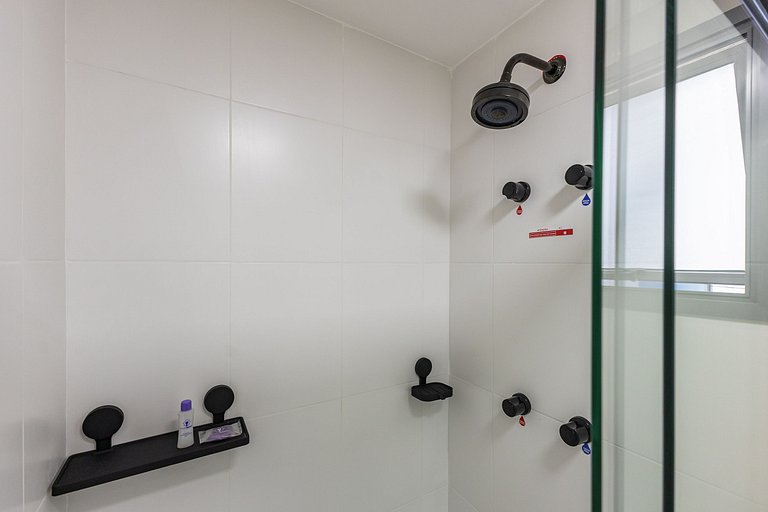 FL506_ Moderno, AC, WiFi, próximo Faria Lima