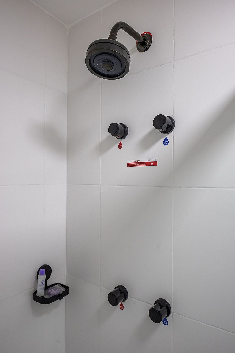 FL506_ Moderno, AC, WiFi, próximo Faria Lima