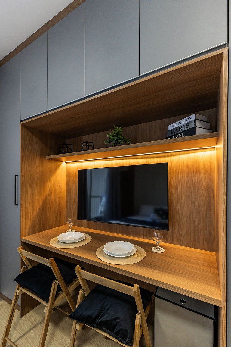 FL606_ Apartamento funcional, próximo Faria Lima