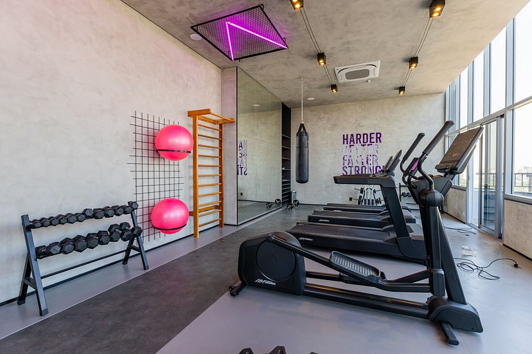 Belo studio c/ cama queen na Vila Olimpia